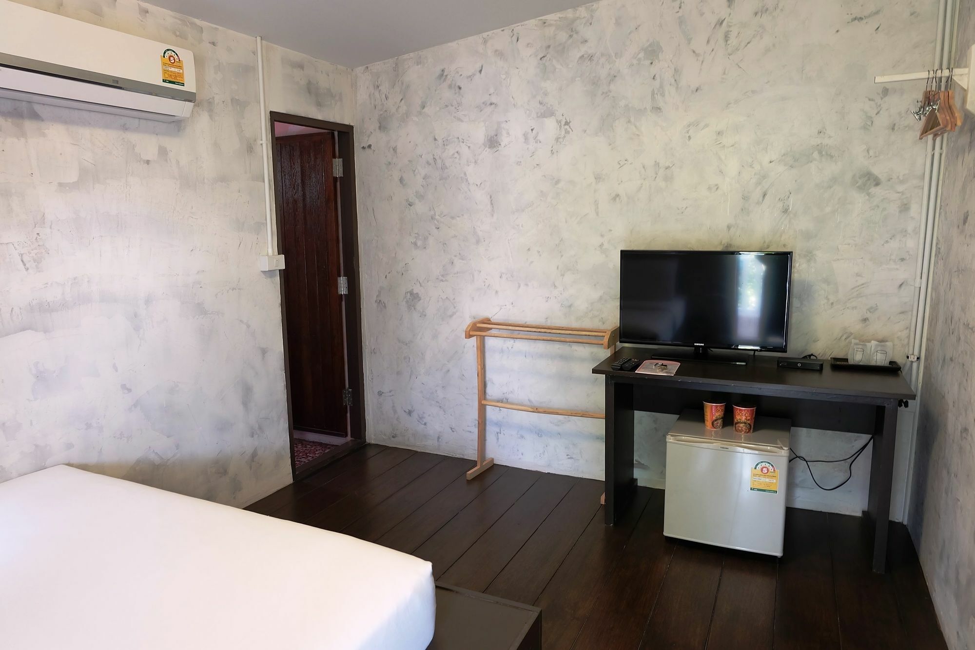 Baanchompooamphawa Apartment Exterior photo